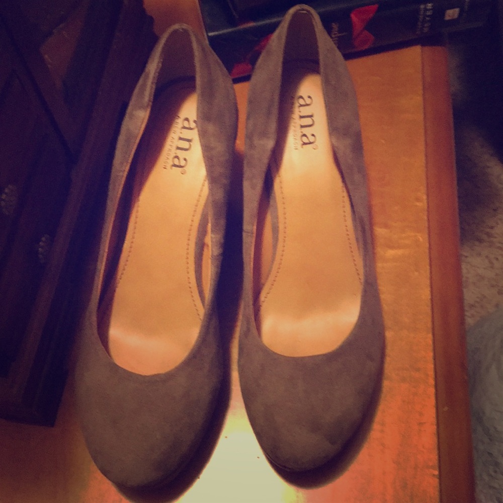 Brown wedges